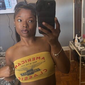 Meet your Posher, Kiya